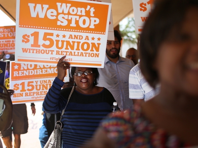 Sanders stalls in effort to oppose trade deal in platform Sanders stalls in effort to oppose trade deal in platform