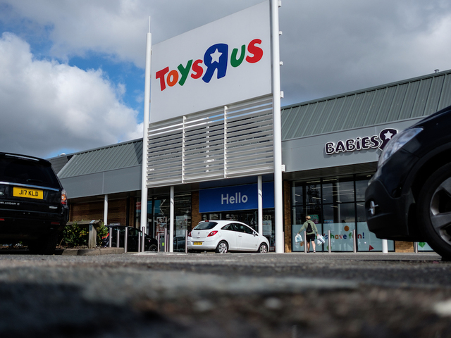 Toys R Us planning to close 200 more stores, report says